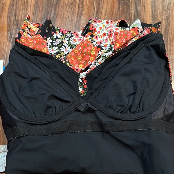 Skinnydippers Jellyroll Rosalina One Piece - Picture 13 of 16